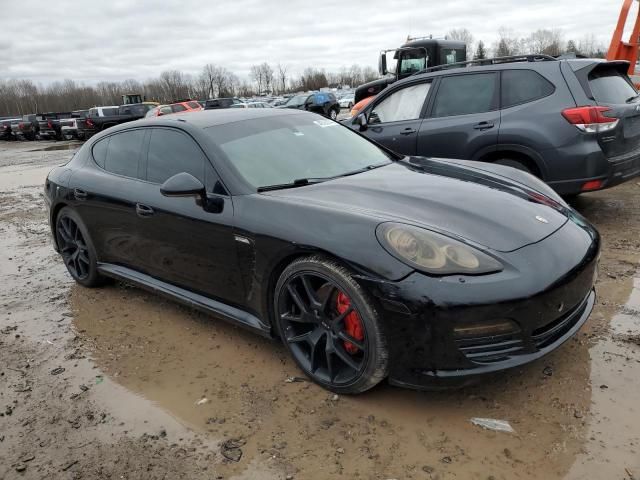 2013 Porsche Panamera 2