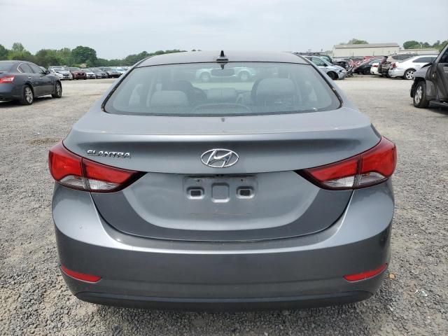 2016 Hyundai Elantra SE