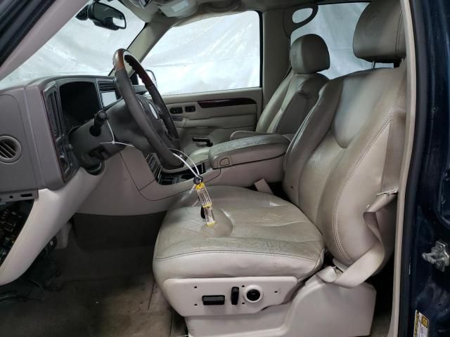 2005 Cadillac Escalade Luxury