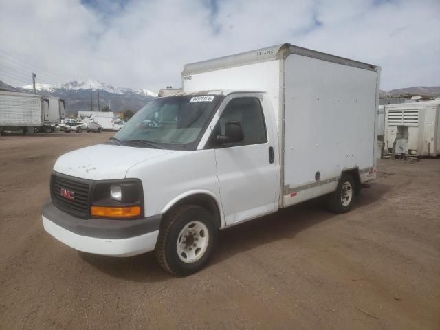 2009 GMC Savana Cutaway G3500