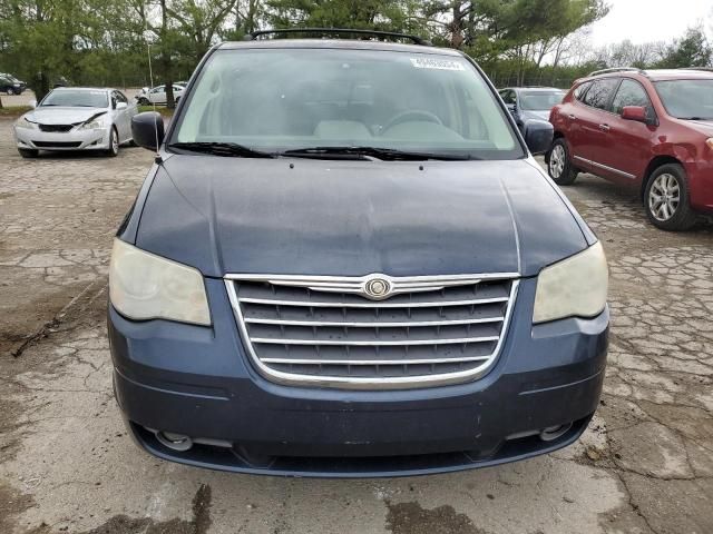 2008 Chrysler Town & Country Touring