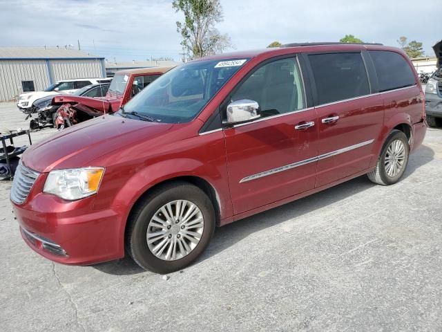 2015 Chrysler Town & Country Touring L