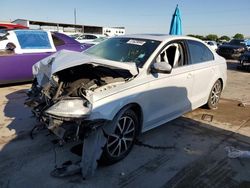 Volkswagen Vehiculos salvage en venta: 2017 Volkswagen Jetta SE