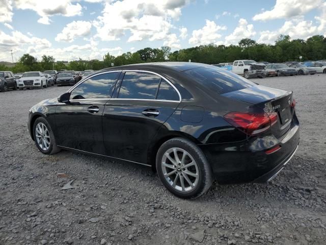 2019 Mercedes-Benz A 220