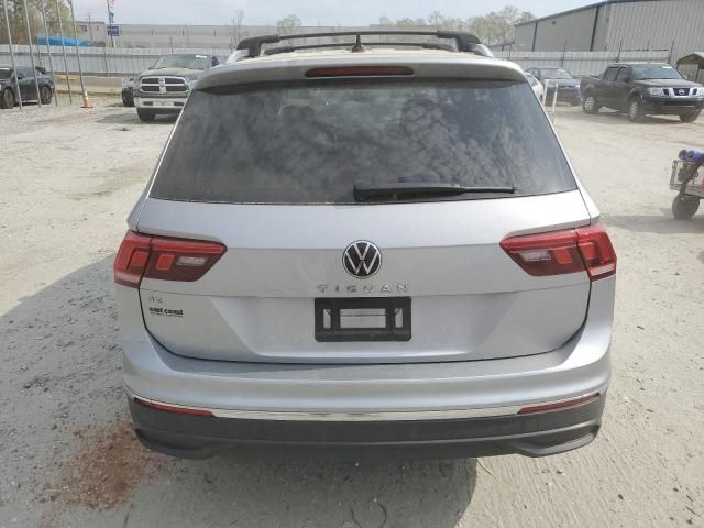 2022 Volkswagen Tiguan SE