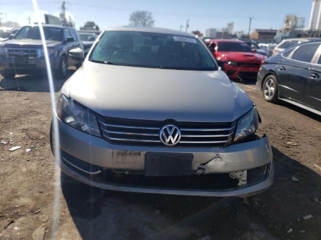 2013 Volkswagen Passat SE