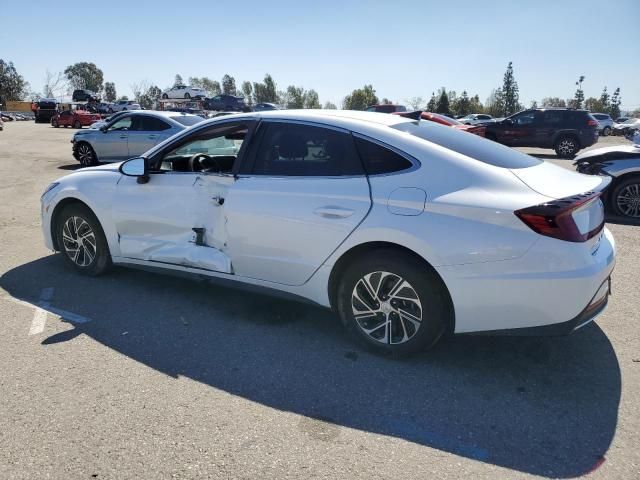 2022 Hyundai Sonata Hybrid