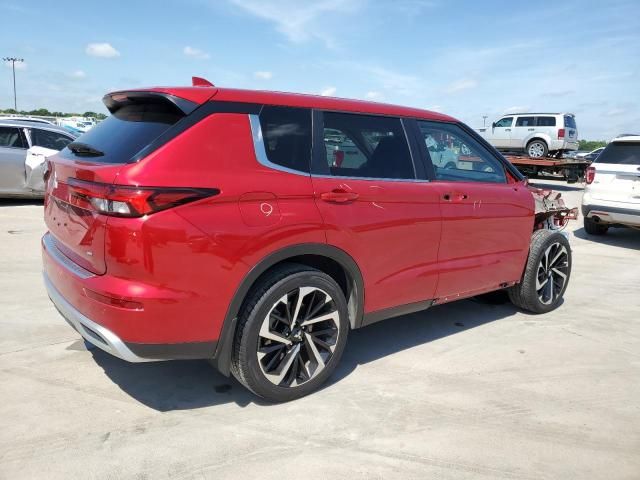 2023 Mitsubishi Outlander SE