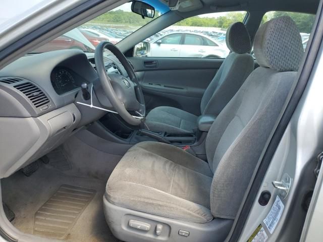 2004 Toyota Camry LE