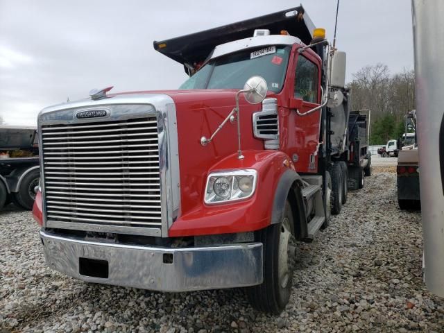 2021 Freightliner 122SD