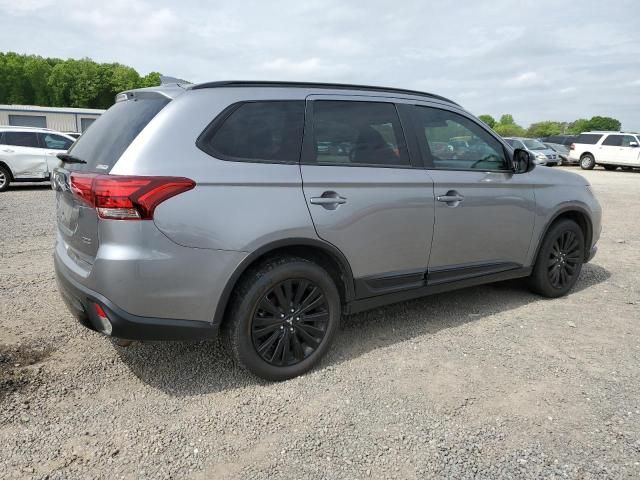 2020 Mitsubishi Outlander SE