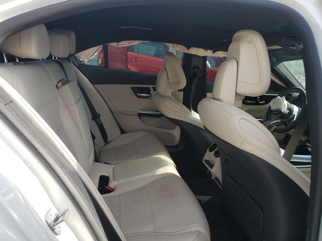 2024 Mercedes-Benz C300