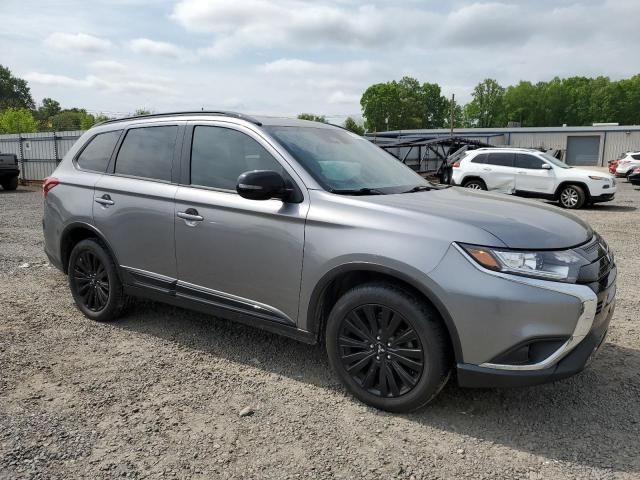 2020 Mitsubishi Outlander SE