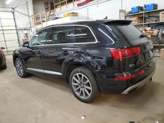 2018 Audi Q7 Prestige