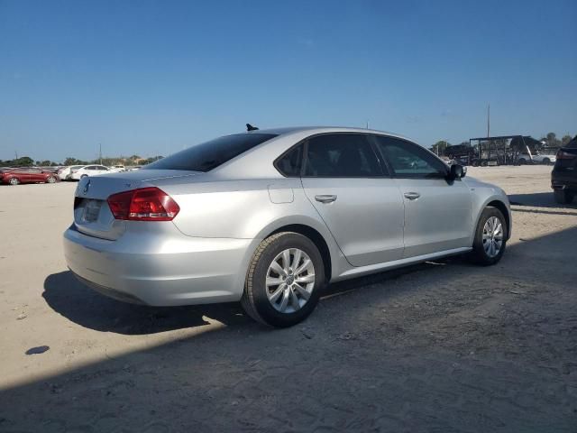 2015 Volkswagen Passat S