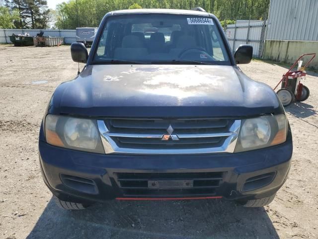 2002 Mitsubishi Montero XLS