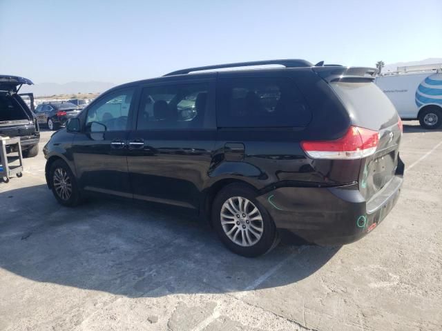 2013 Toyota Sienna XLE