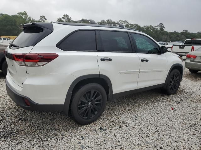 2019 Toyota Highlander SE