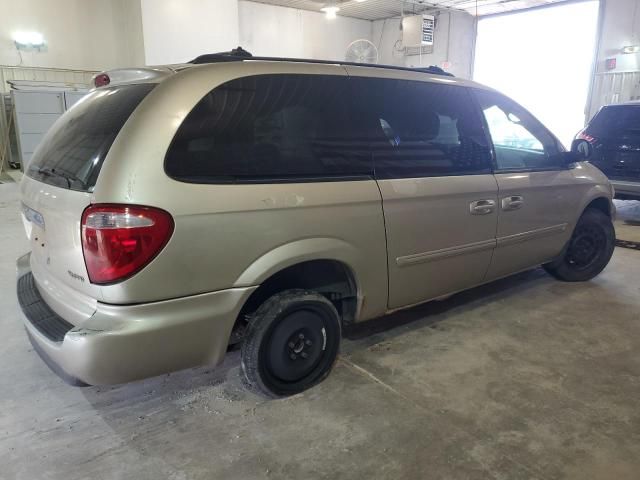 2005 Chrysler Town & Country Touring