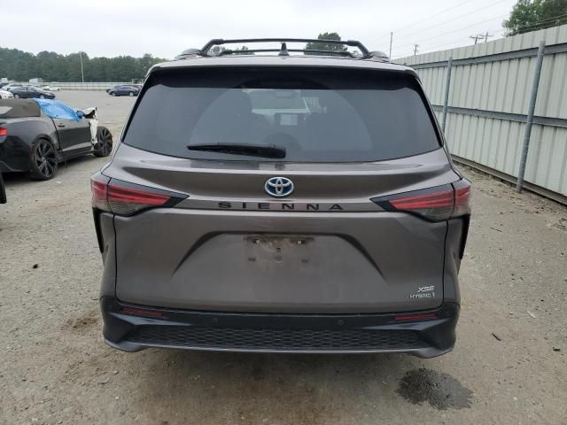 2022 Toyota Sienna XSE