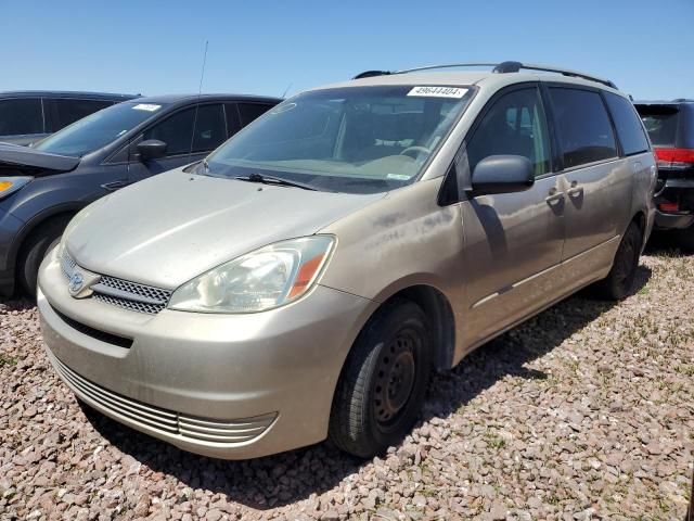 2004 Toyota Sienna CE