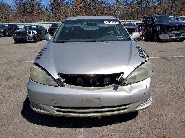 2004 Toyota Camry LE