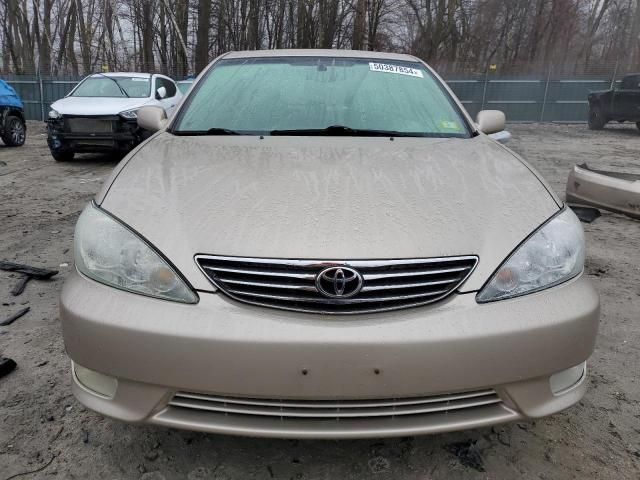 2005 Toyota Camry LE