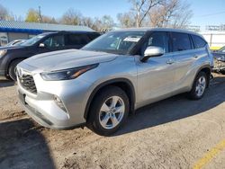 Salvage cars for sale from Copart Wichita, KS: 2022 Toyota Highlander Hybrid LE