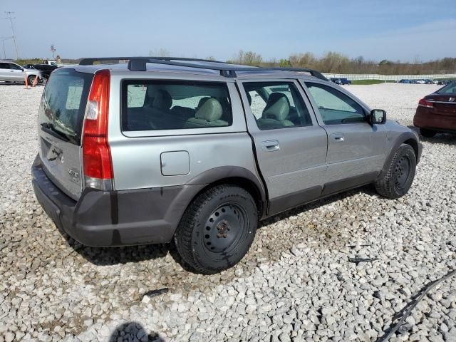 2004 Volvo XC70