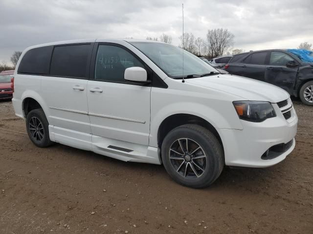 2016 Dodge Grand Caravan R/T