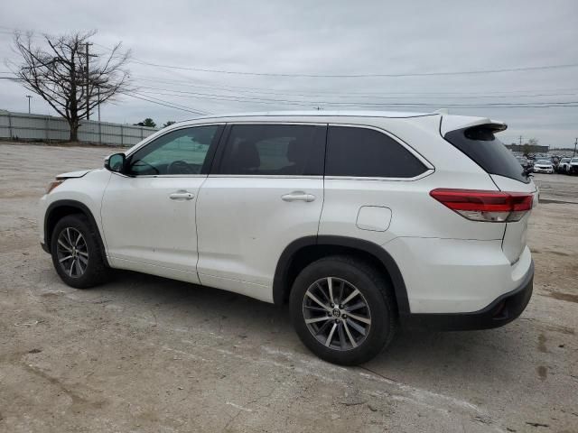 2018 Toyota Highlander SE