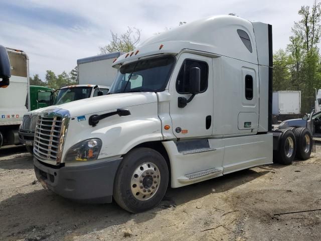 2019 Freightliner Cascadia 125