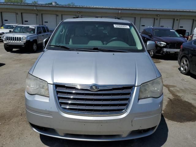 2008 Chrysler Town & Country Touring