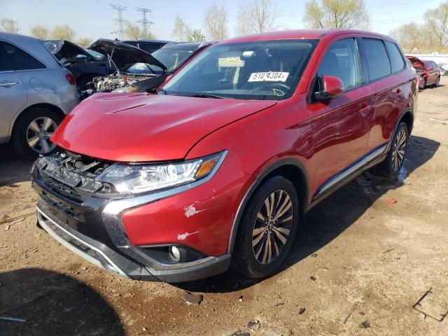 2019 Mitsubishi Outlander SE