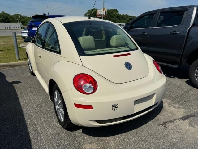 2008 Volkswagen New Beetle S