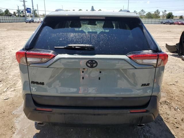 2020 Toyota Rav4 XLE