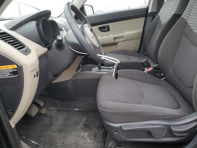 2010 KIA Soul +