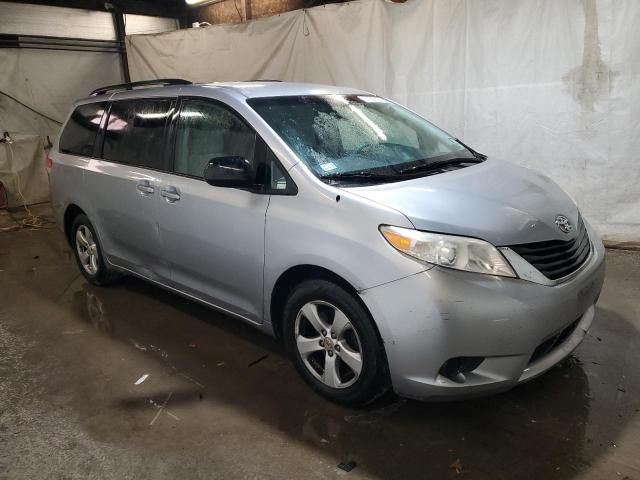 2012 Toyota Sienna LE