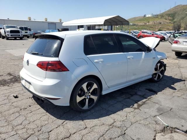 2017 Volkswagen Golf R