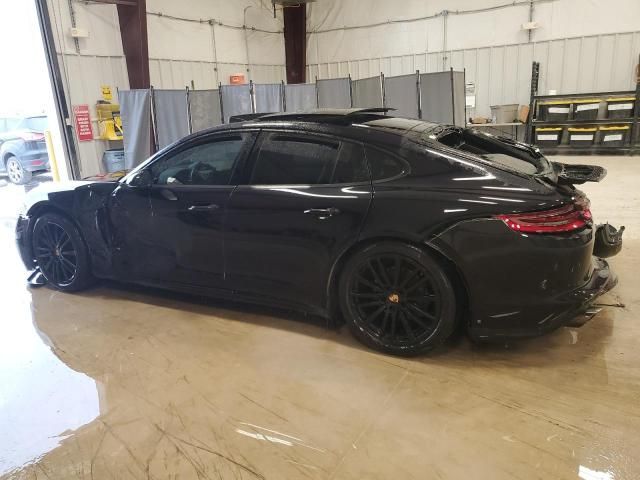 2017 Porsche Panamera 4S