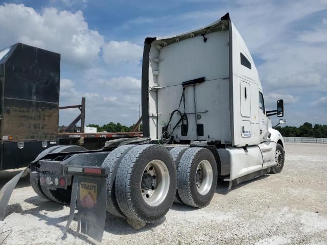 2019 Kenworth Construction T680