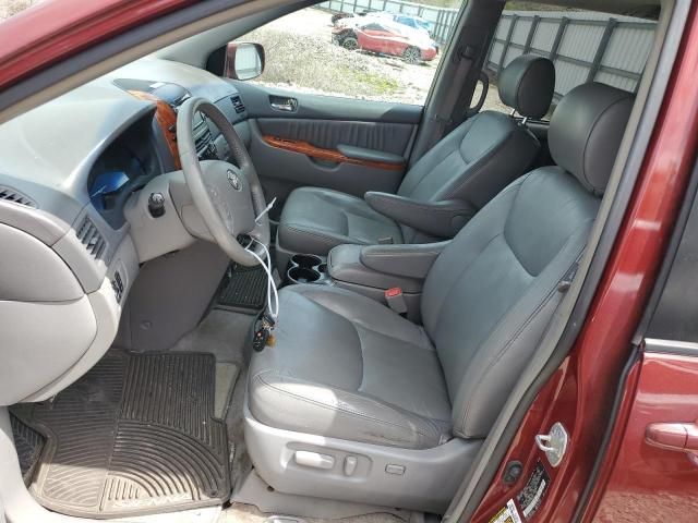 2007 Toyota Sienna XLE