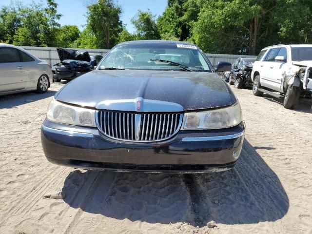 1999 Lincoln Town Car Executive