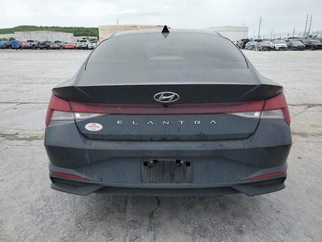 2022 Hyundai Elantra SEL