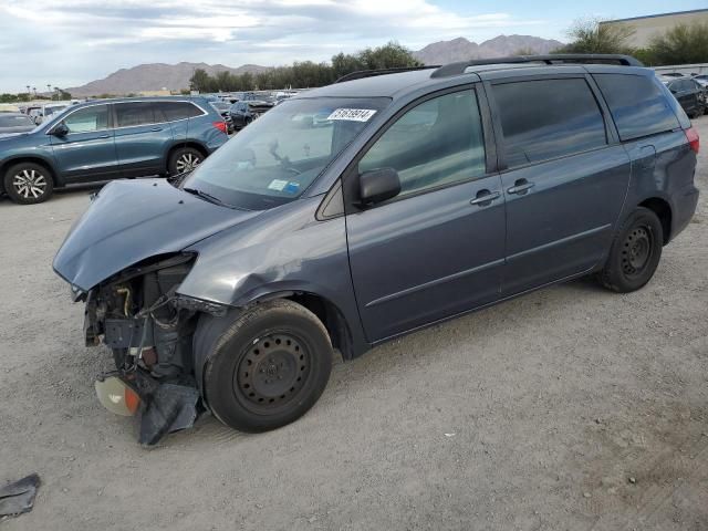 2010 Toyota Sienna CE