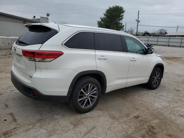 2018 Toyota Highlander SE