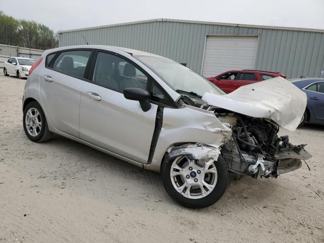 2016 Ford Fiesta SE