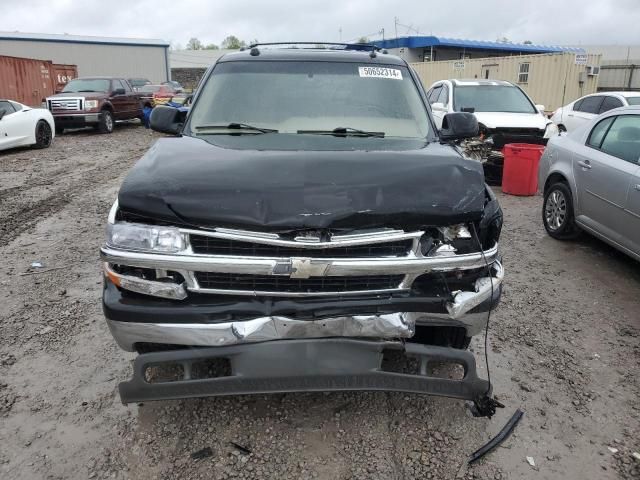 2004 Chevrolet Suburban C1500