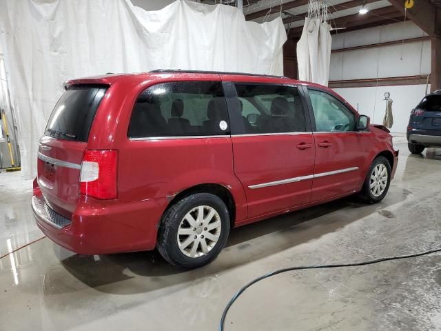 2013 Chrysler Town & Country Touring