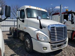 Freightliner Vehiculos salvage en venta: 2011 Freightliner Cascadia 125